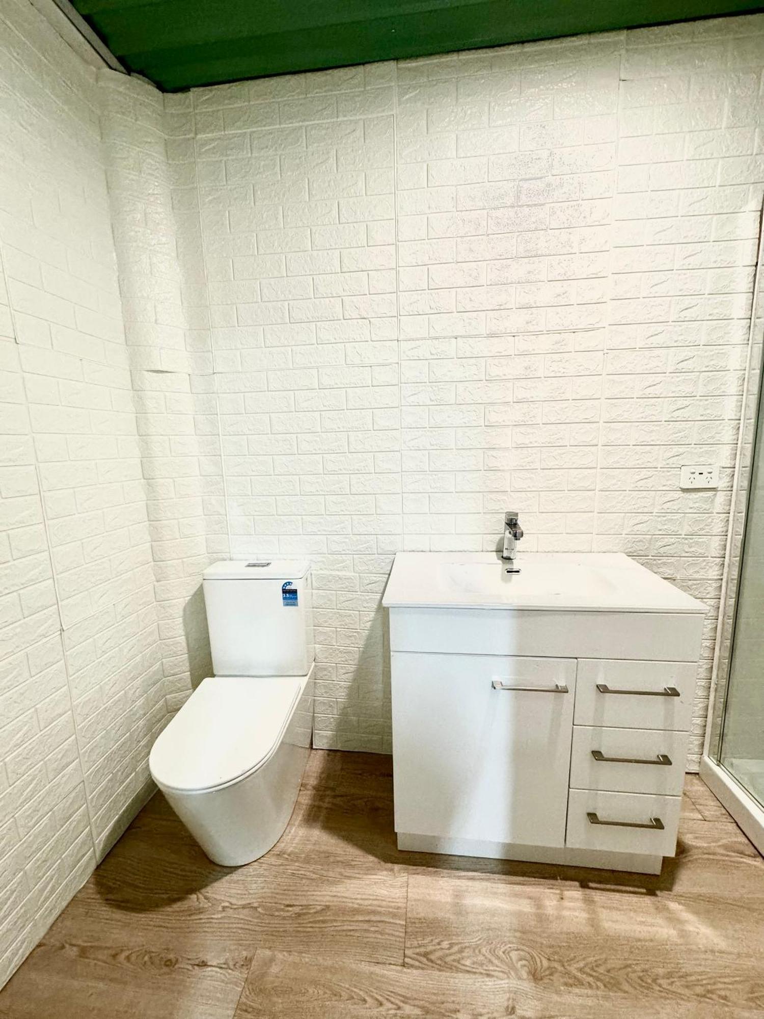 Private Cabin In Central 오클랜드 외부 사진