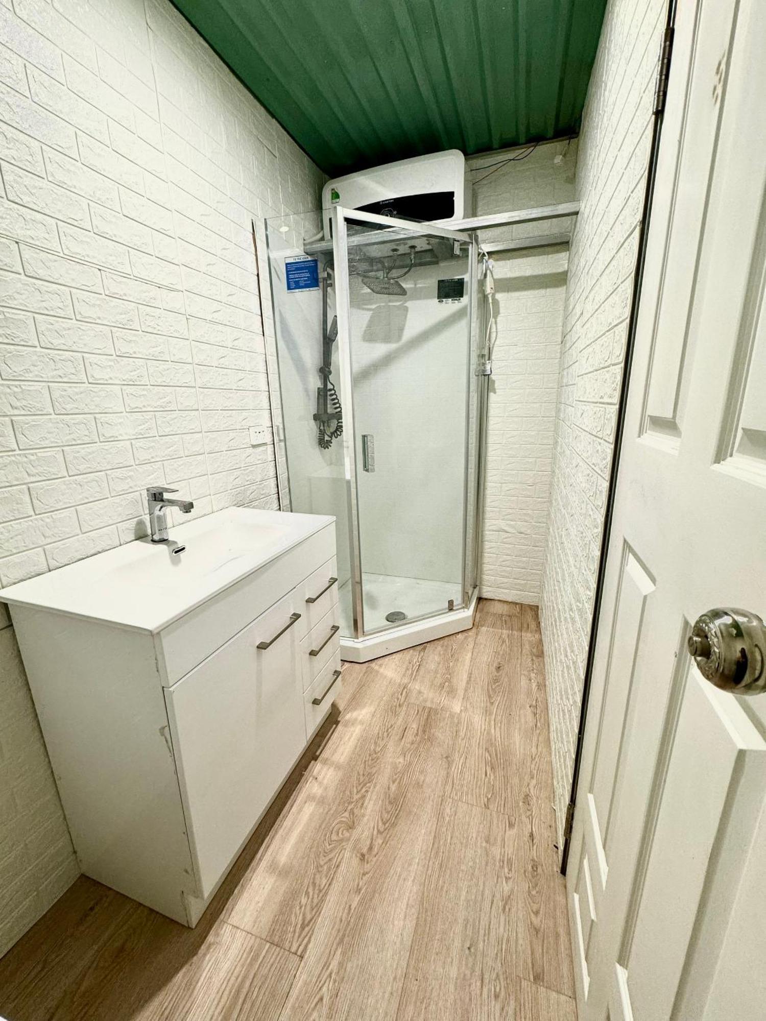 Private Cabin In Central 오클랜드 외부 사진